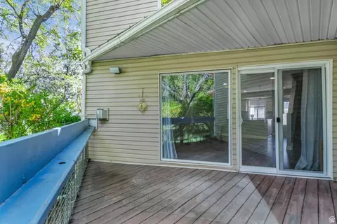 Exterior - 5304 S Ben Davis Park, Murray, UT 84123 photo 4 of 11
