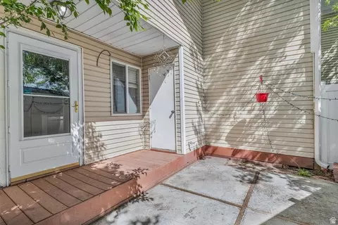 Exterior - 5304 S Ben Davis Park, Murray, UT 84123 photo 11 of 11