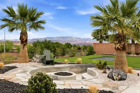3694 S Jessamine Dr, Saint George, UT 84790