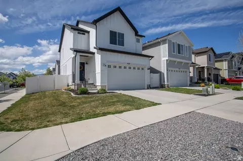 469 S School House Rd, Saratoga Springs, UT 84045