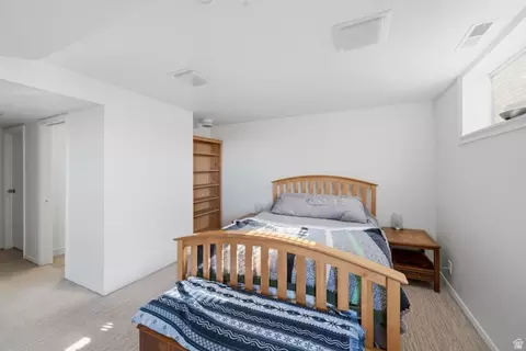 Bedroom - 2198 S Elaine Dr E, Bountiful, UT 84010 photo 3 of 3