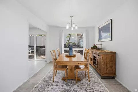 Dining - 2198 S Elaine Dr E, Bountiful, UT 84010 photo 2 of 2