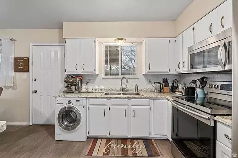 Kitchen - 1028 W 1375 N, Orem, UT 84057 photo 2 of 7