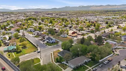 View/Area - 526 W Winchester St, Murray, UT 84123 photo 3 of 9