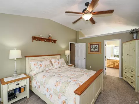 Bedroom - 93 E Cranberry Hill Dr, Draper, UT 84020 photo 4 of 9