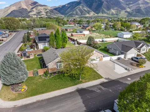 View/Area - 1372 N 1380 W, Mapleton, UT 84664 photo 4 of 5