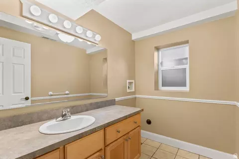 Bath - 1372 N 1380 W, Mapleton, UT 84664 photo 5 of 5