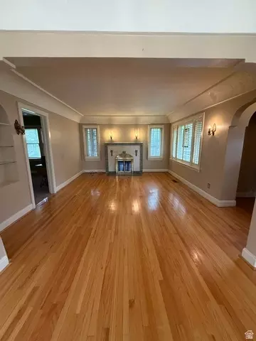 Living - 2181 E Arbor Ln, Holladay, UT 84117 photo 2 of 2