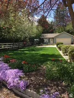 Exterior - 2181 E Arbor Ln, Holladay, UT 84117 photo 8 of 10