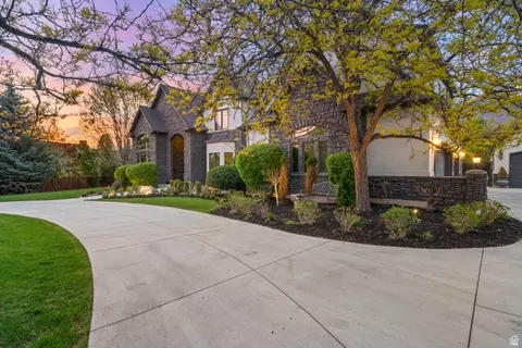 Exterior - 971 E 300 N, Alpine, UT 84004 photo 3 of 17