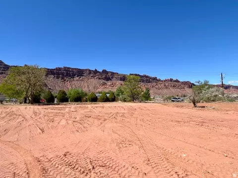 2381 S Spanish Valley Dr, Moab, UT 84532