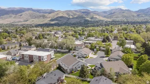 View/Area - 33 Tierra Vista Ct, Bountiful, UT 84010 photo 3 of 5