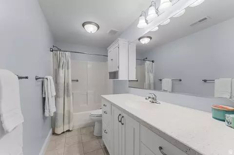 Bath - 33 Tierra Vista Ct, Bountiful, UT 84010 photo 4 of 4
