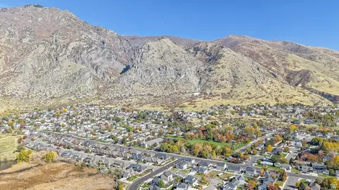 View/Area - 368 E 700 N, Springville, UT 84663 photo 4 of 14