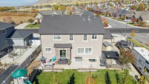 View/Area - 368 E 700 N, Springville, UT 84663 photo 2 of 14