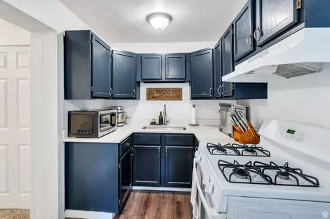 Kitchen - 358 W 400 S, Provo, UT 84601 photo 4 of 5