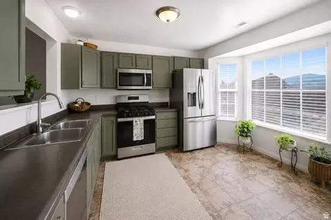 780 E Hamlet Cir S, Midway, UT 84049