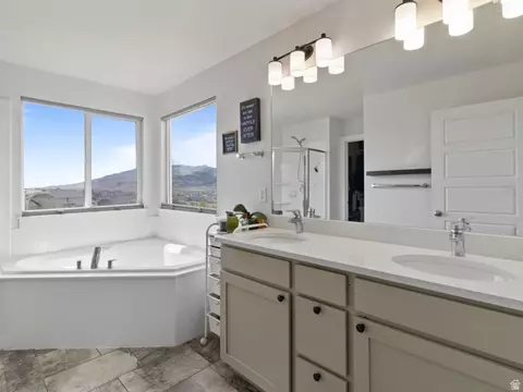 Bath - 9024 N Cornwall Way, Eagle Mountain, UT 84005 photo 3 of 4