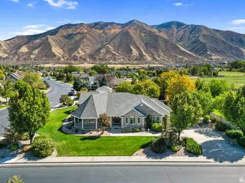View/Area - 1325 W Park Meadows Dr, Mapleton, UT 84664 photo 3 of 7