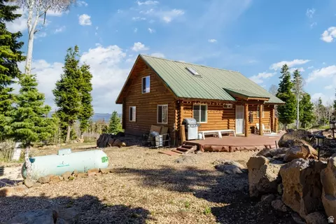 Exterior - 706 Tranquility Dr, Virgin, UT 84779 photo 6 of 10