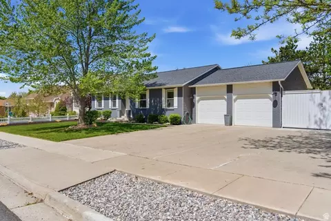 Exterior - 2257 E Karalee Way S, Sandy, UT 84092 photo 3 of 17