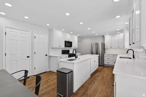 Kitchen - 2257 E Karalee Way S, Sandy, UT 84092 photo 3 of 10