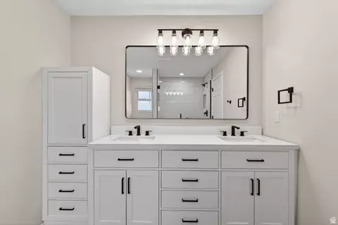 Bath - 2257 E Karalee Way S, Sandy, UT 84092 photo 3 of 5