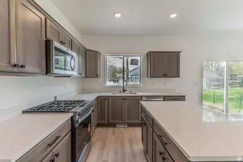 3027 S 9150 W, Magna, UT 84044
