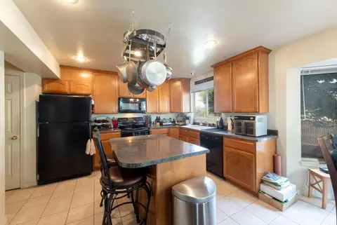Kitchen - 7456 Southcrest Cir, Midvale, UT 84047 photo 4 of 5