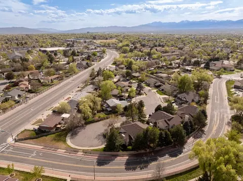 View/Area - 7456 Southcrest Cir, Midvale, UT 84047 photo 2 of 2