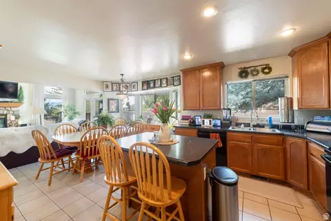 Kitchen - 7456 Southcrest Cir, Midvale, UT 84047 photo 2 of 5
