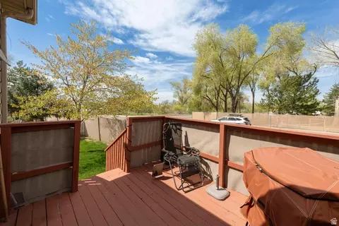 Exterior - 7456 Southcrest Cir, Midvale, UT 84047 photo 5 of 9