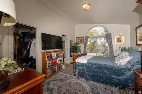 Bedroom - 7456 Southcrest Cir, Midvale, UT 84047 photo 1 of 6