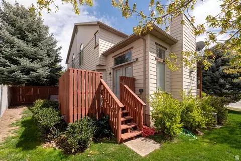 Exterior - 7456 Southcrest Cir, Midvale, UT 84047 photo 4 of 9