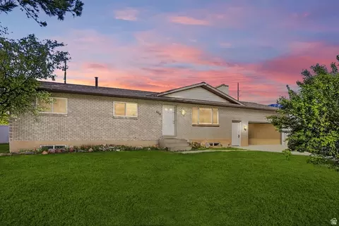 1019 E Maple Dr, Spanish Fork, UT 84660