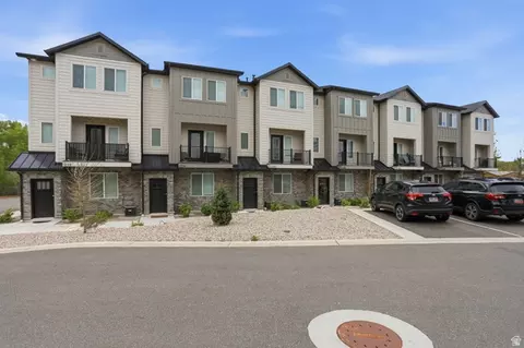 Exterior - 1298 E 1640 S, Ogden, UT 84404 photo 7 of 10