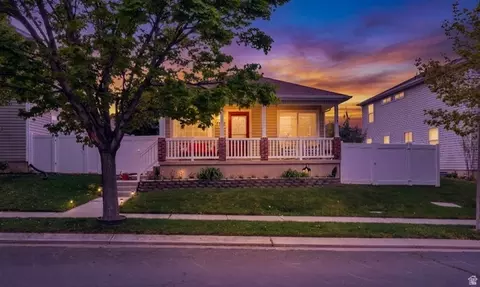 7909 N Weeping Ash Way, Eagle Mountain, UT 84005