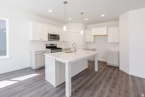 Kitchen - 3985 W 950 N #469, Eagle Mountain, UT 84043 photo 5 of 5