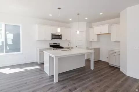 Kitchen - 3985 W 950 N #469, Eagle Mountain, UT 84043 photo 1 of 5