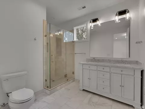 Bath - 13216 S Telemark Ln E, Draper, UT 84020 photo 3 of 3