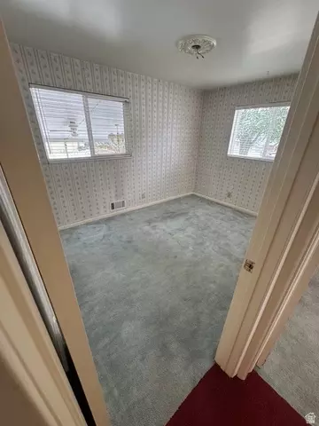 Bedroom - 450 E 1350 N, Bountiful, UT 84010 photo 3 of 5