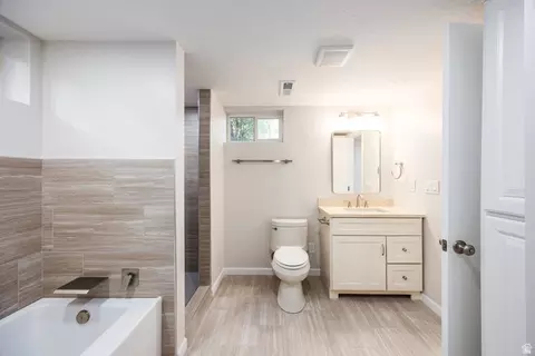 Bath - 182 W Cornell Dr, Midvale, UT 84047 photo 5 of 5