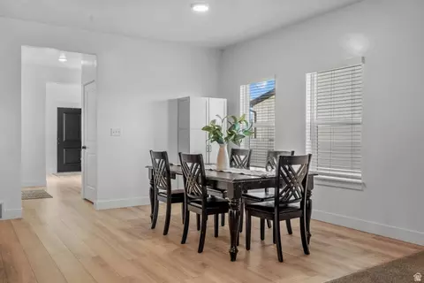 Dining - 826 W Walnut Bark Ln, Mapleton, UT 84664 photo 1 of 2