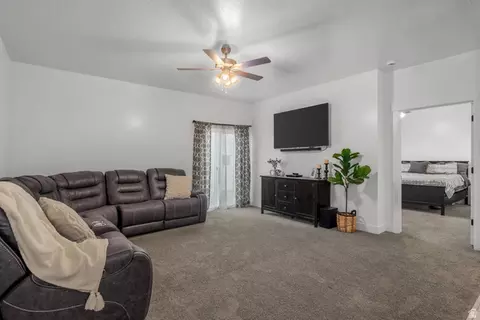 Living - 826 W Walnut Bark Ln, Mapleton, UT 84664 photo 1 of 2