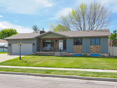 2887 W Tivoli Ln, Taylorsville, UT 84129
