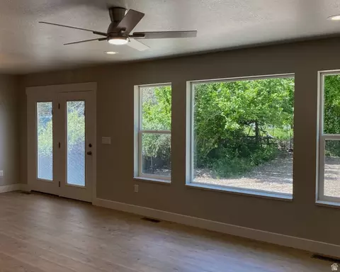 Living - 1025 S Gramercy Ave, Ogden, UT 84404 photo 1 of 3