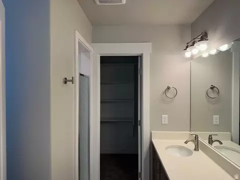 Bath - 1025 S Gramercy Ave, Ogden, UT 84404 photo 1 of 3
