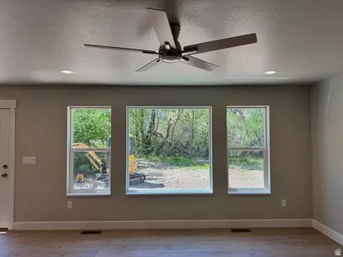 Living - 1025 S Gramercy Ave, Ogden, UT 84404 photo 2 of 3