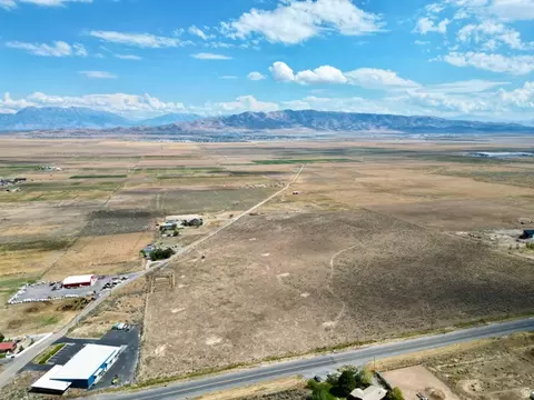 295 E Lucille Ln #1, Cedar Fort, UT 84013