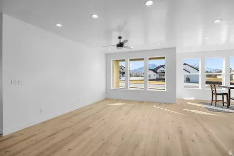 Living - 2662 S Eagle Dr #01, Spanish Fork, UT 84660 photo 1 of 2